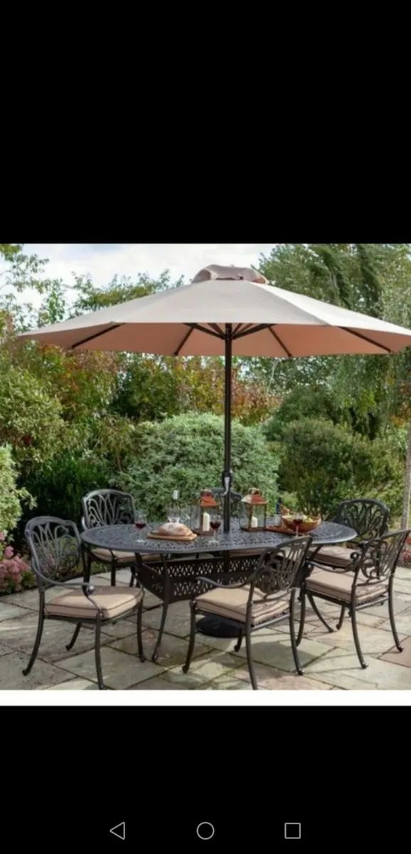 **CLEARANCE** Brand New Hartman Cast Alum 6 Seater - Image 1