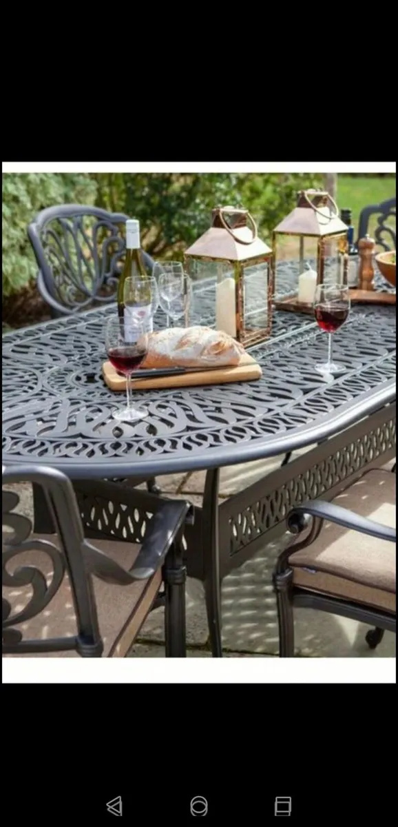 **CLEARANCE** Brand New Hartman Cast Alum 6 Seater - Image 2