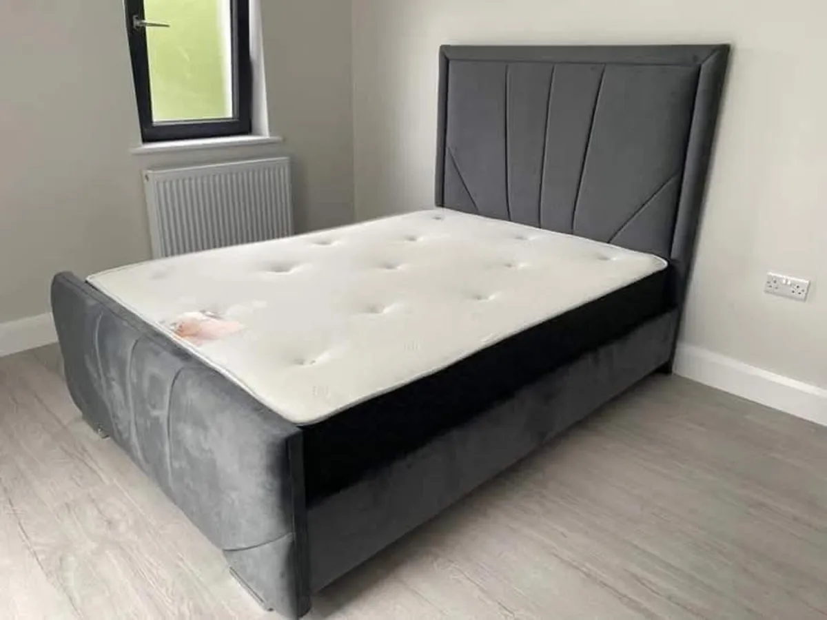 LuxuryBedMattress Fast Ship

Brand new luxury bed - Image 2