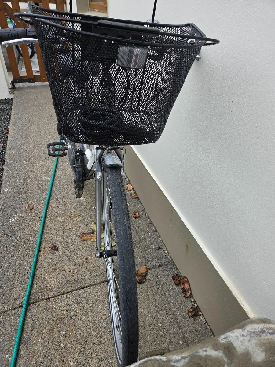 Ladies bike - Image 4