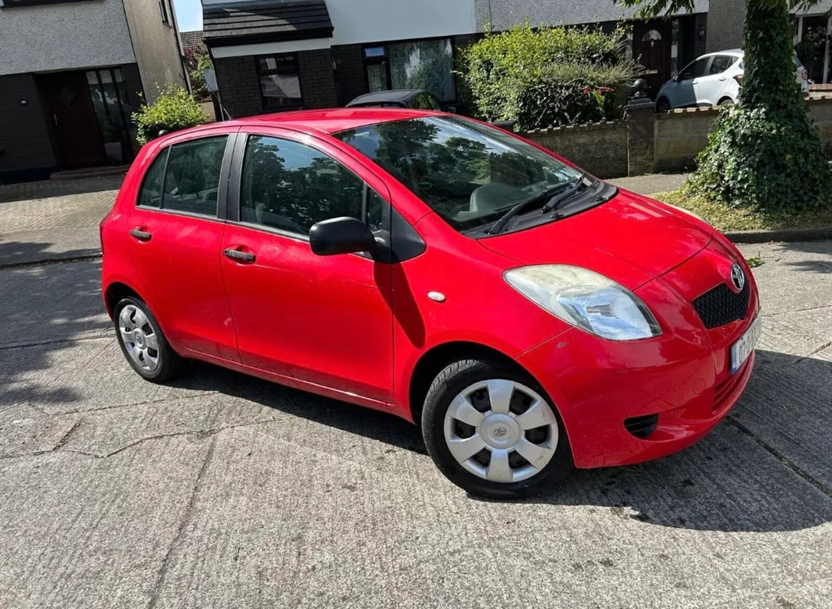 Toyota Yaris 2007 - Image 1