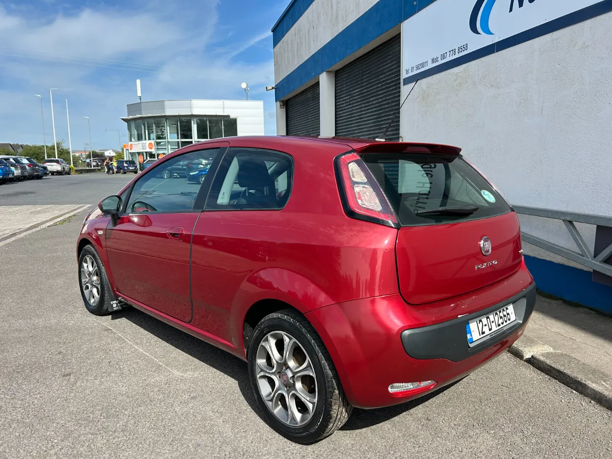 Fiat Punto 2012 EVO. - Image 3