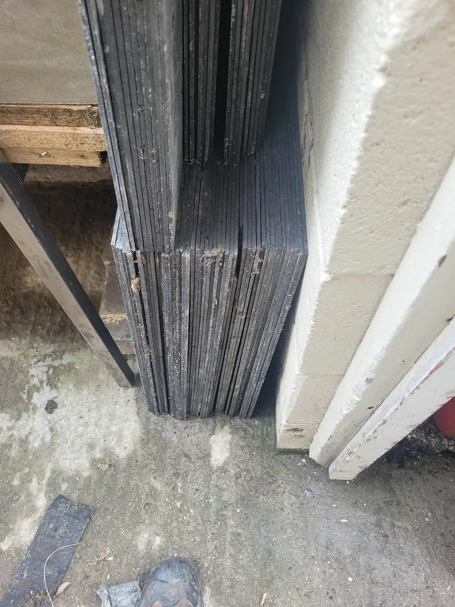 Roof Slates - Image 2