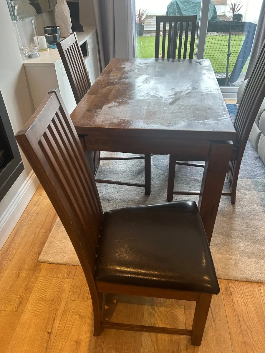 Kitchen table and chairs - Image 3