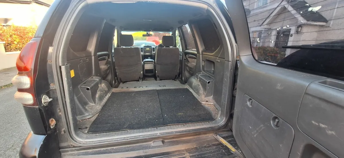 Toyota Land Cruiser. 2004 Automatic lwb - Image 4
