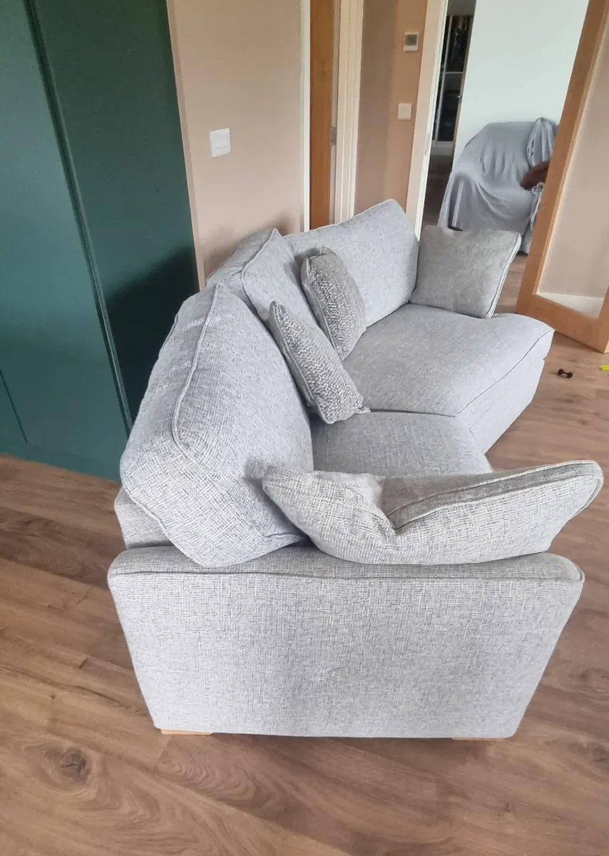 Couch/sofa - Image 4