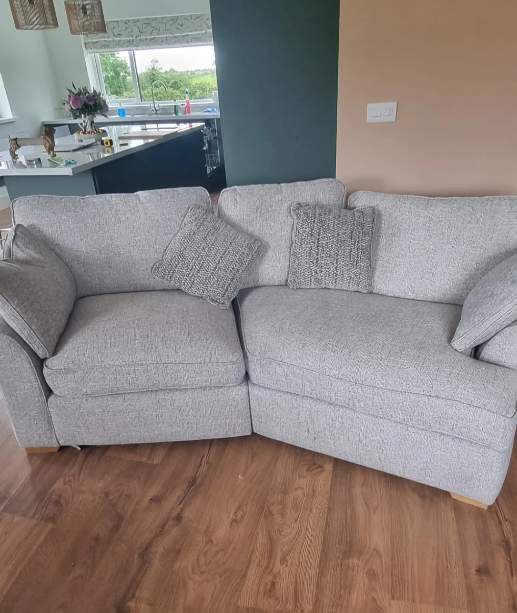 Couch/sofa - Image 2