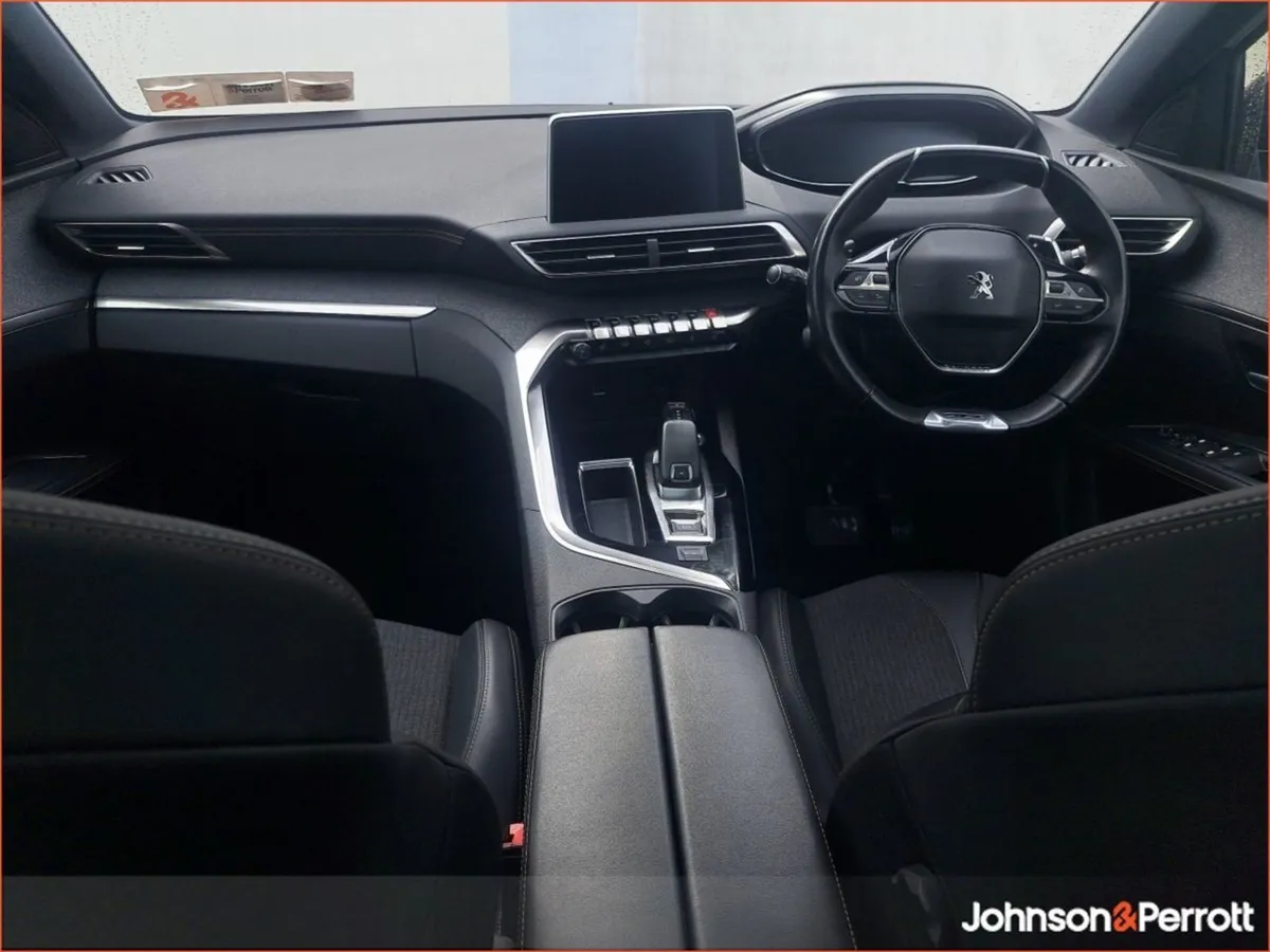 Peugeot 3008 1.2 Petrol Auto  GT Line / TOP Spec - Image 4