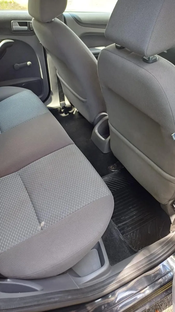 Ford Focus 2008 - Image 3