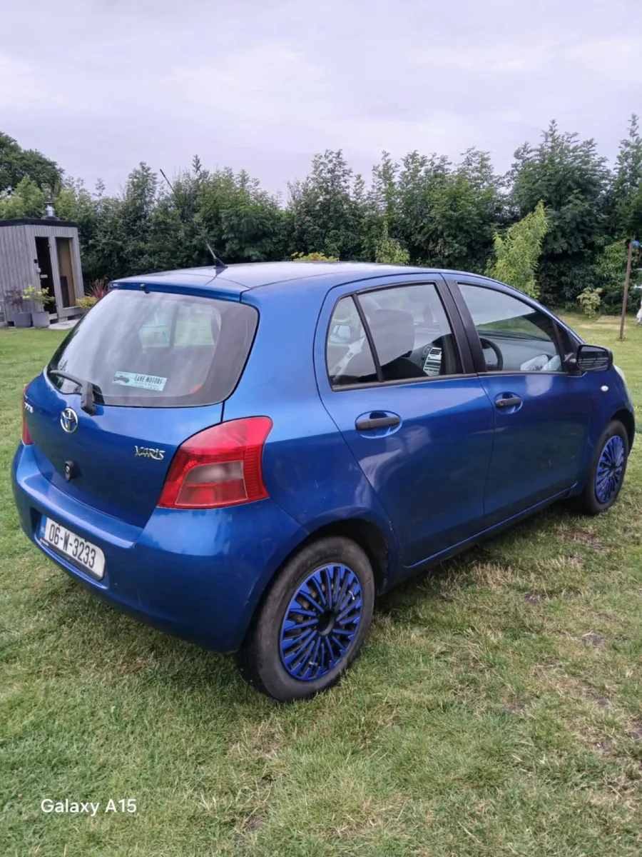 Toyota Yaris 2006 - Image 2
