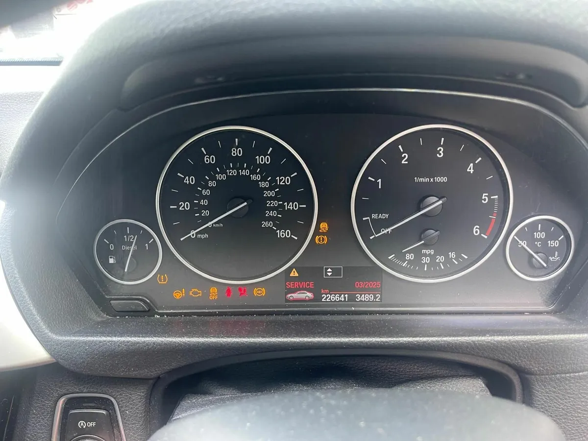 BMW 320 Diesel 2016 - Image 2