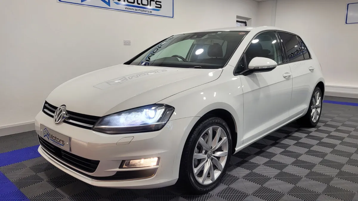 **Choice of 2 x 2015 VW Golf Highlines in stock** - Image 4