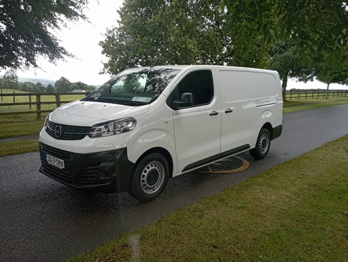 ~Opel Vivaro~ 2020~ - Image 2