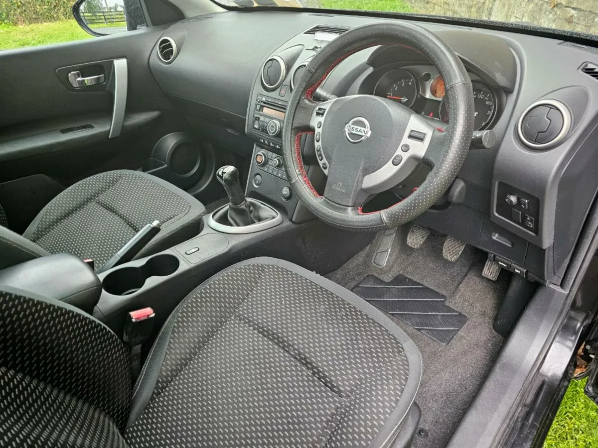 Nissan Qashqai SVE 1.6 Petrol with NCT&TAX - Image 4