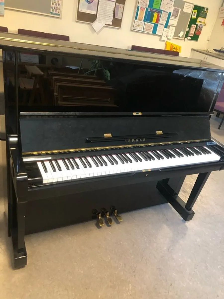 piano - Image 1