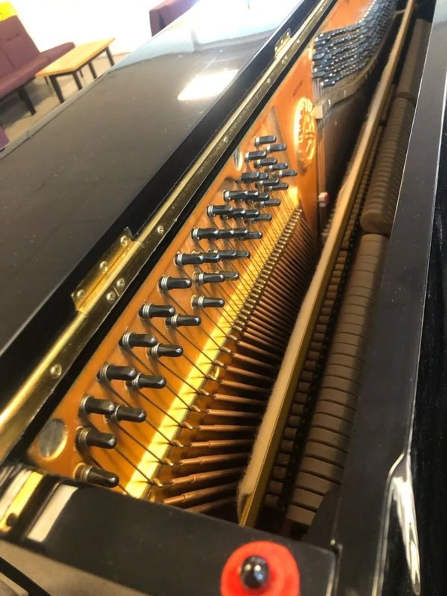 piano - Image 3