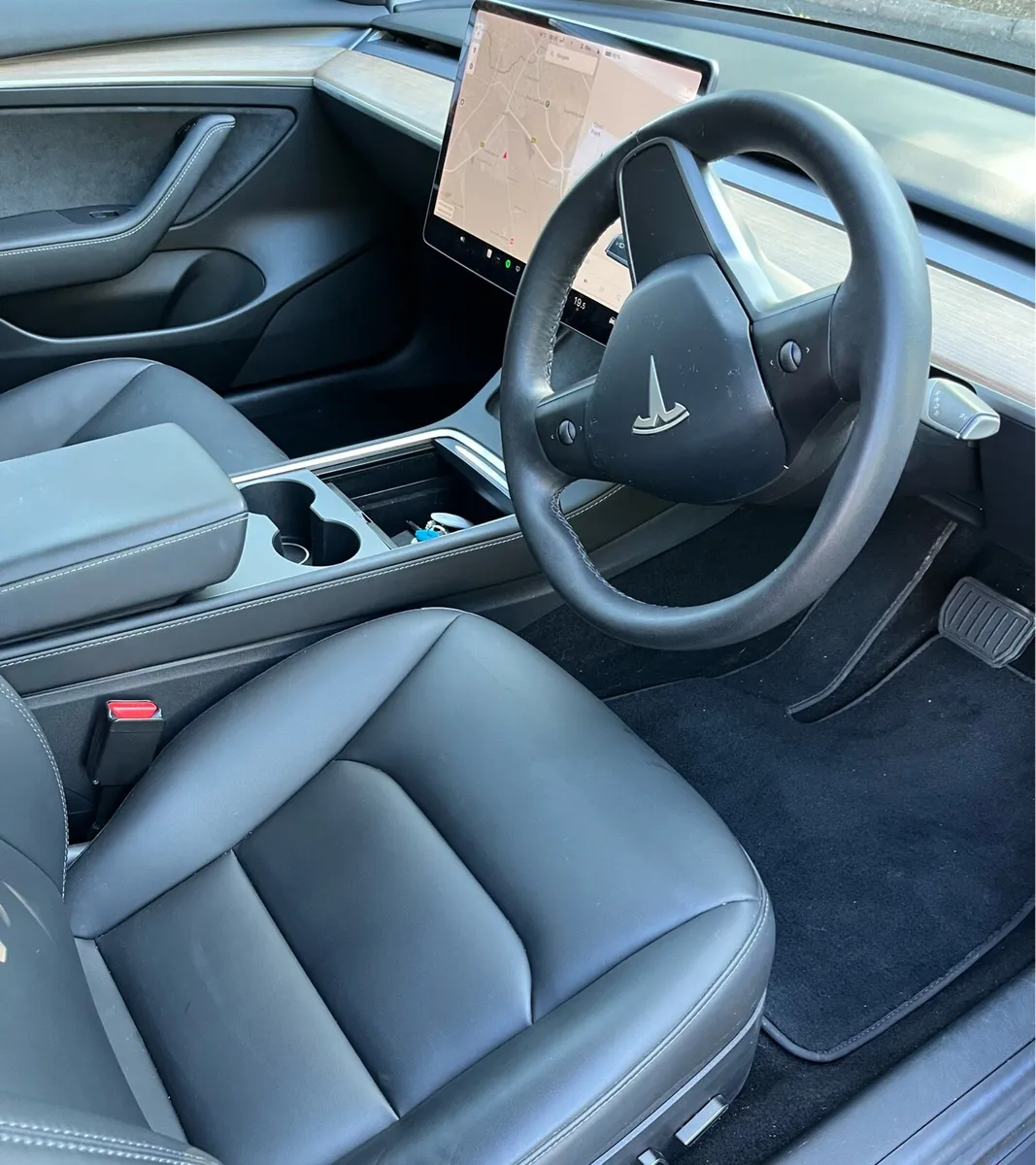 Tesla Model-3 Long Range AWD 2021 (212) 58K Kms - Image 3