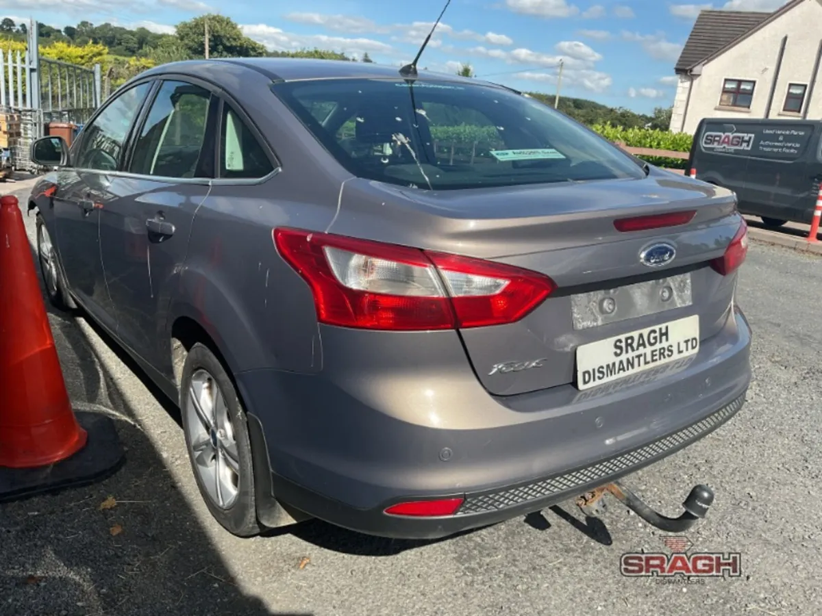 FORD FOCUS COLLECTION - Image 2