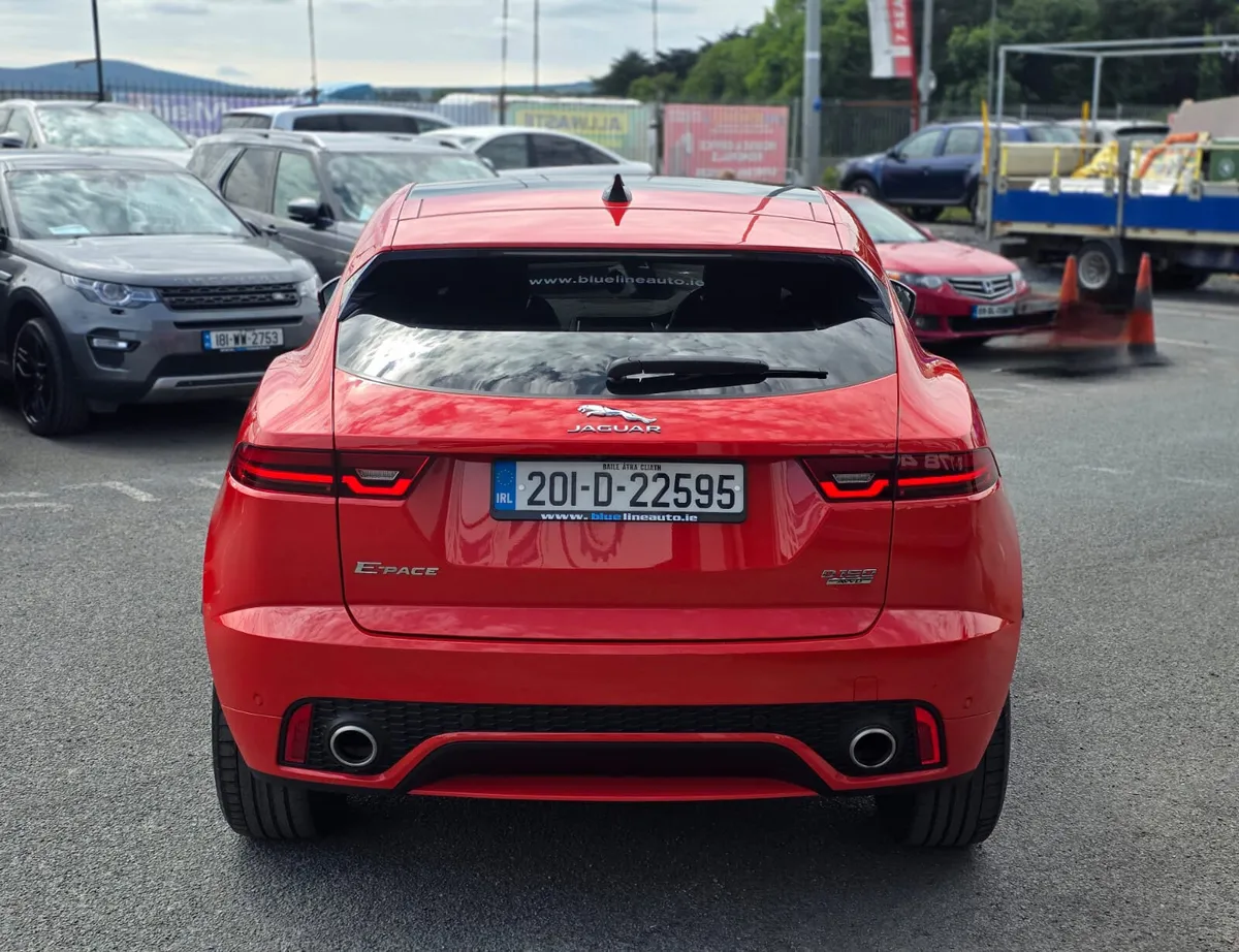 Jaguar E-Pace Chequered Flag  AWD 2.0 Diesel Auto - Image 4