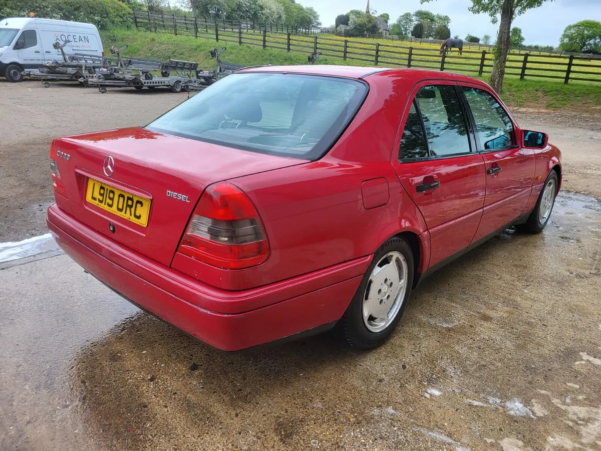 1994 Mercedes diesel - Image 2