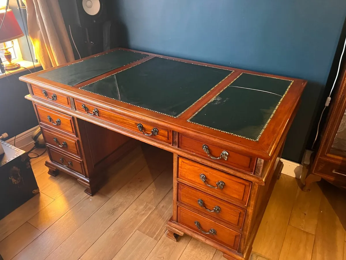 Edwardian Mahogany Partners Desk - Image 1