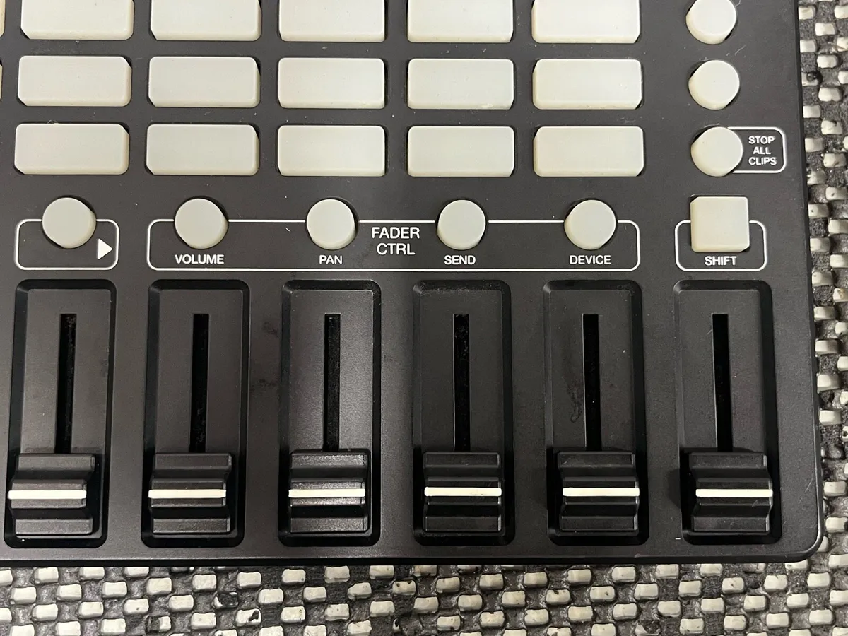 Akai APC Mini - Image 4
