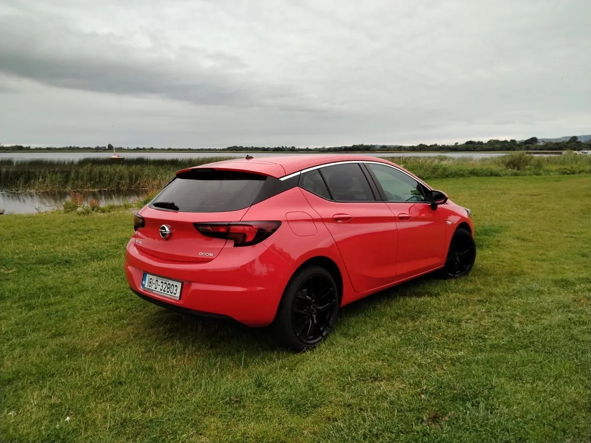 Opel Astra SC Interior 1.0L Ecoflex - Image 3