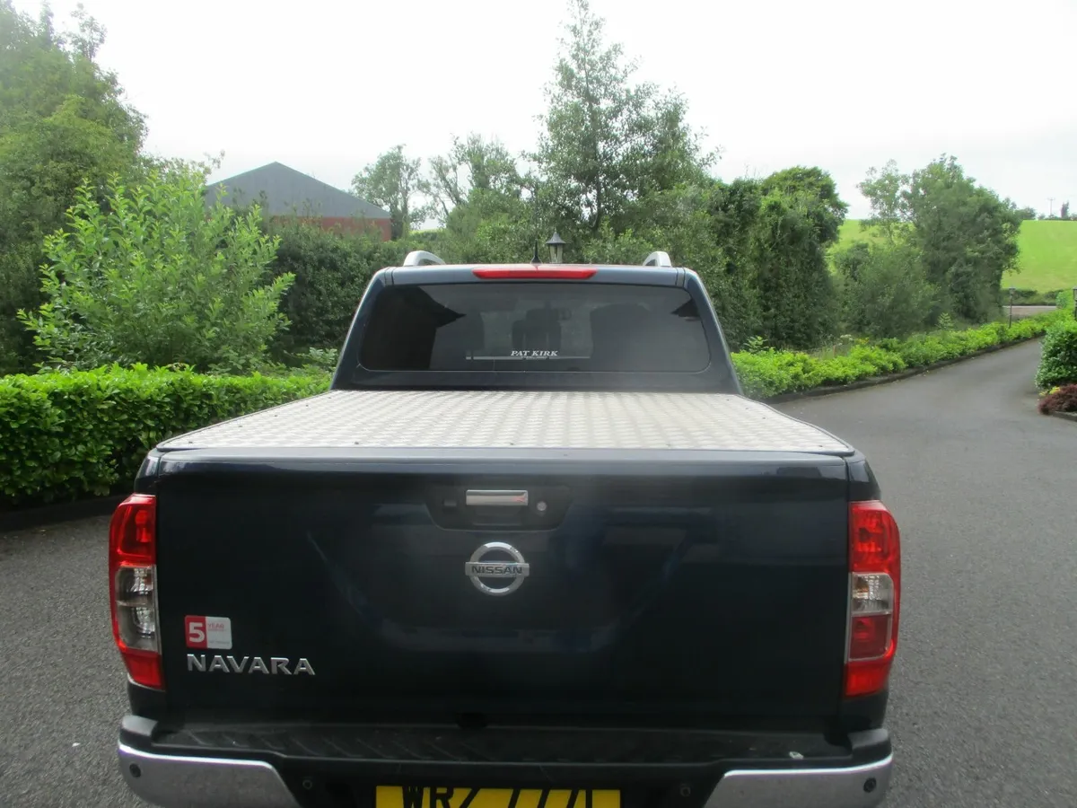 Nissan Navara 2019  NO VAT - Image 3