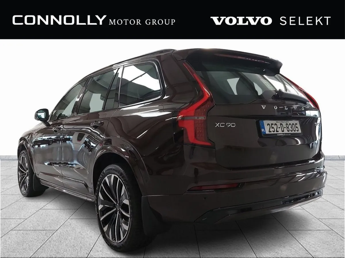 Volvo XC90 T8 Plus Dark - Image 2