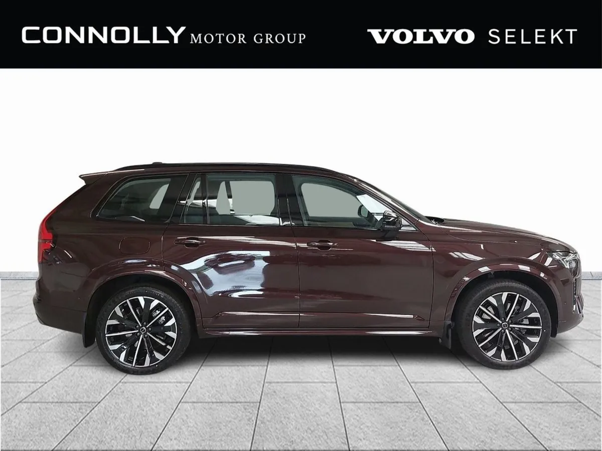 Volvo XC90 T8 Plus Dark - Image 3