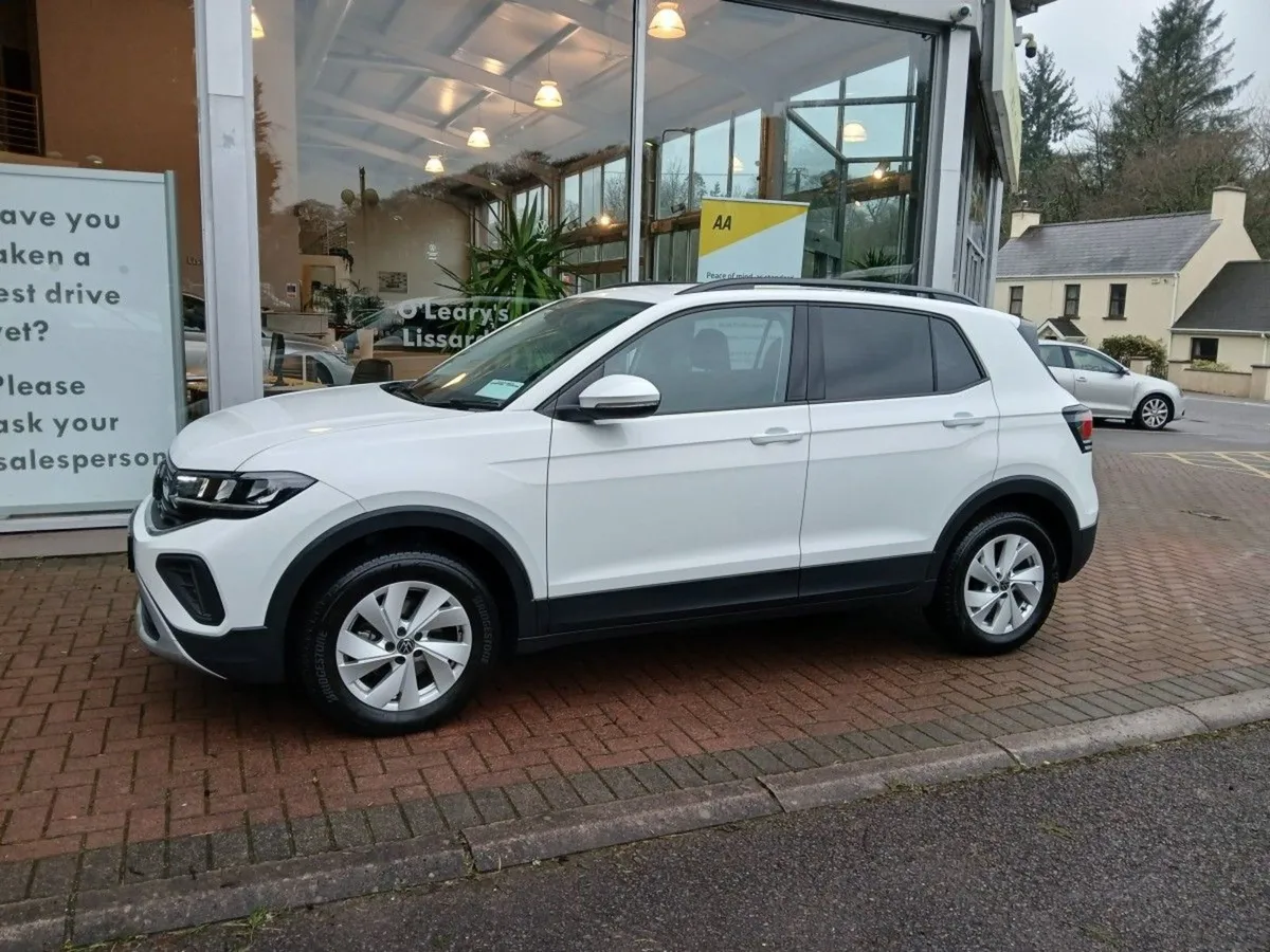 Volkswagen T-Cross Life 1.0 TSI M5F 95hp  White - Image 2