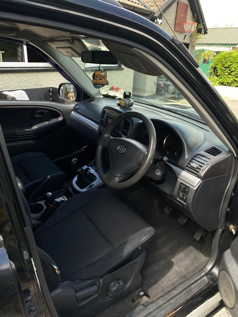 Suzuki grand vitara - Image 3