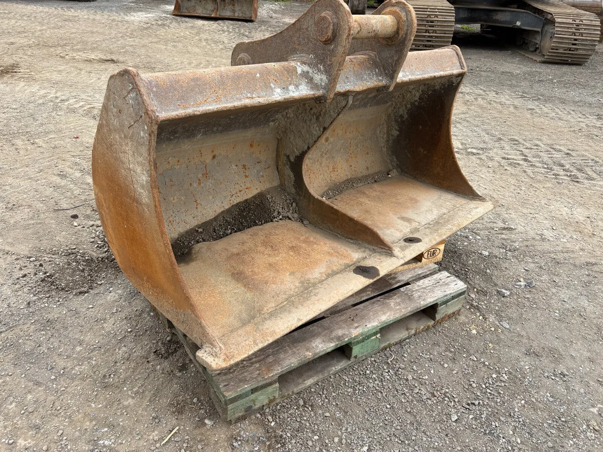 Grading  Bucket (G7) - Image 1