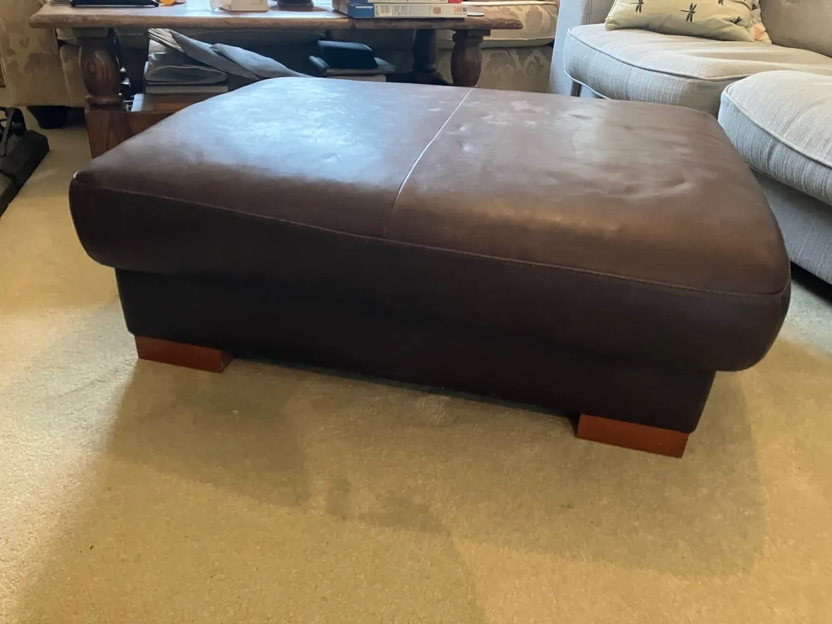 Leather foot stoll or poufe - Image 1