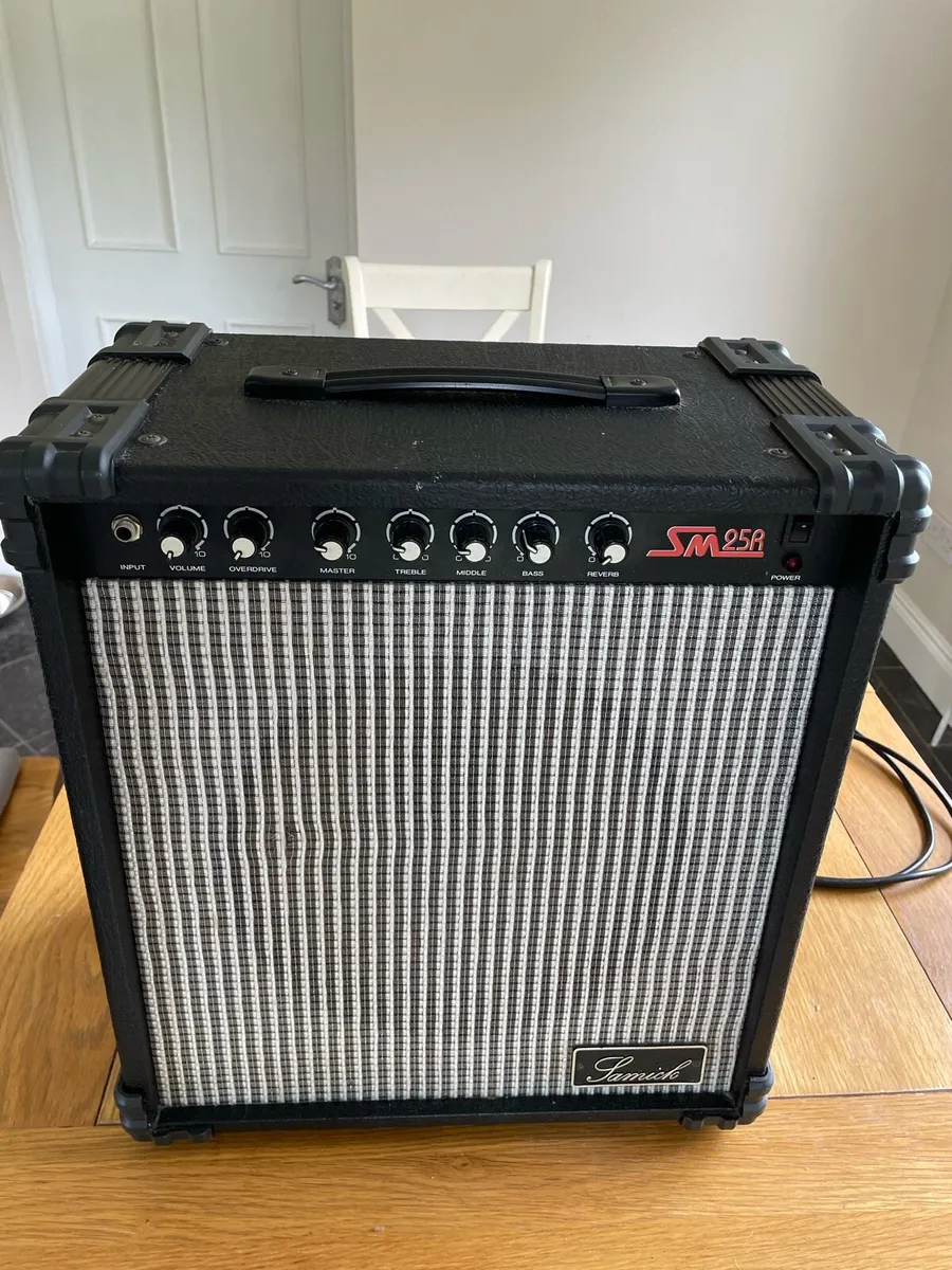 Guitar amplifier - Image 1