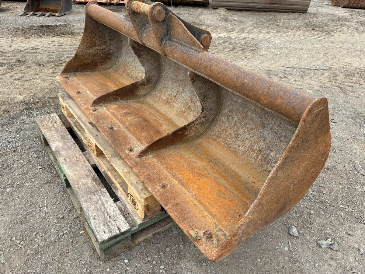Grading Bucket (G10) - Image 1