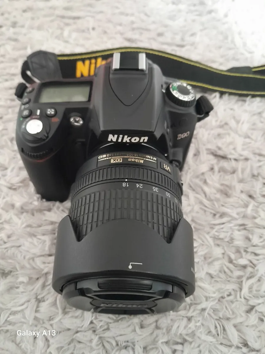 DSLR Nikon Camera - Image 1