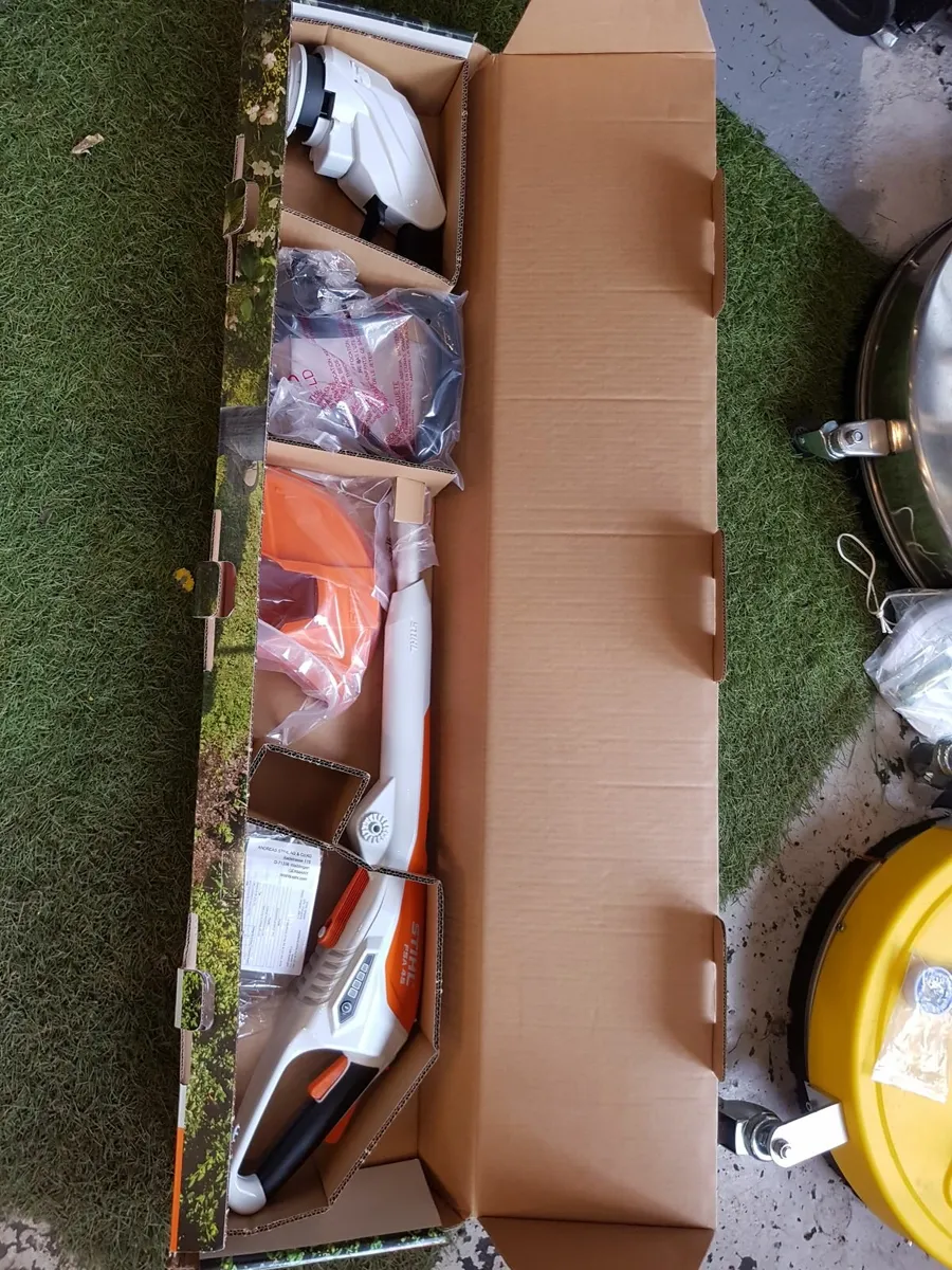 STIHL GRASS STRIMMER FSA45 - FOR SALE - Image 1