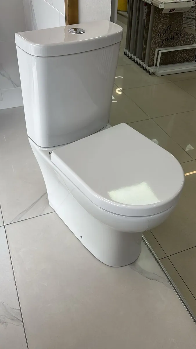 Ex-display Finley Fully Enclosed Toilet. - Image 3