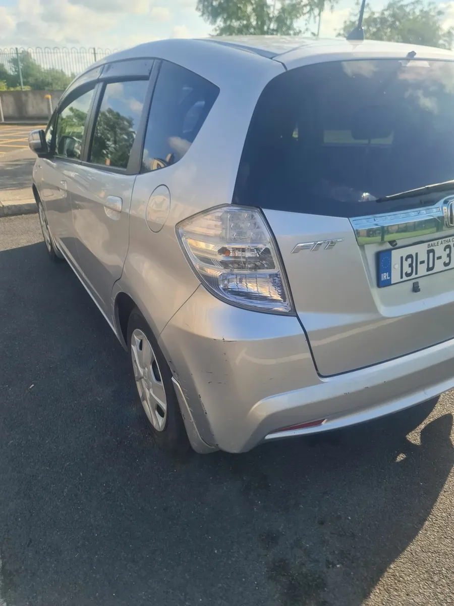 Honda Fit 2013 - Image 3