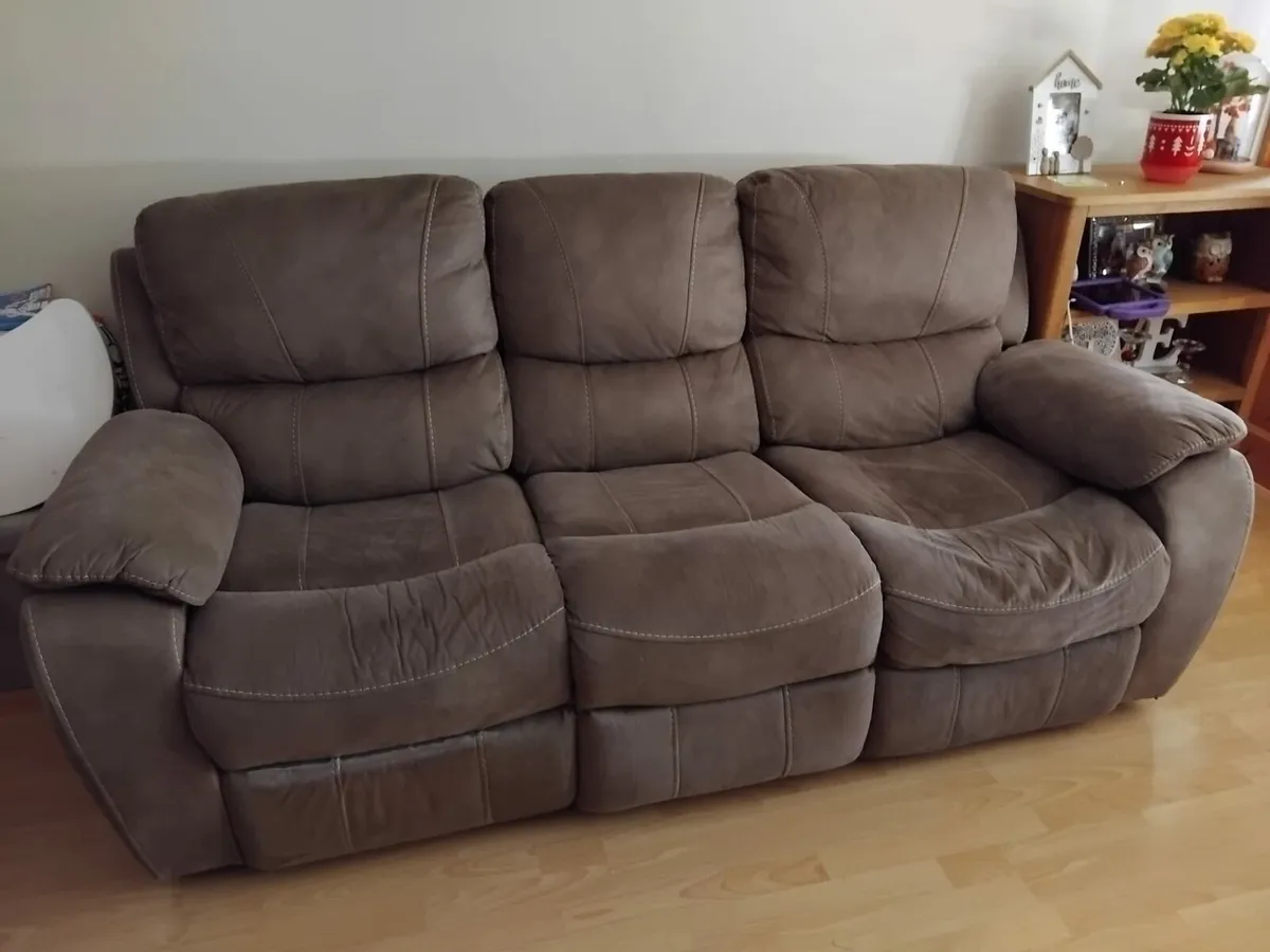 Sofas 3 and 2 seater 4 Reclining, Reduced Price! - Image 2