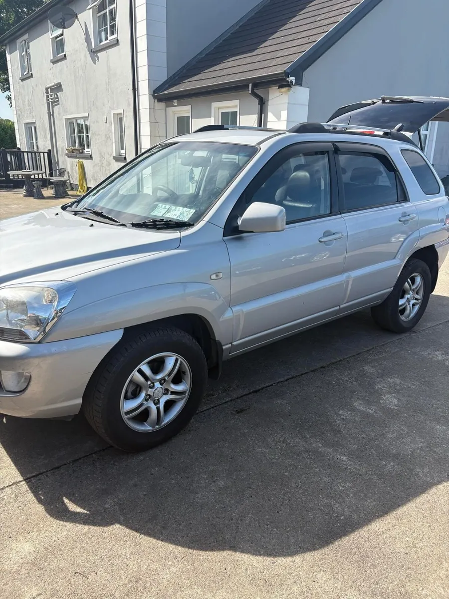 Kia Sportage 2008 - Image 2