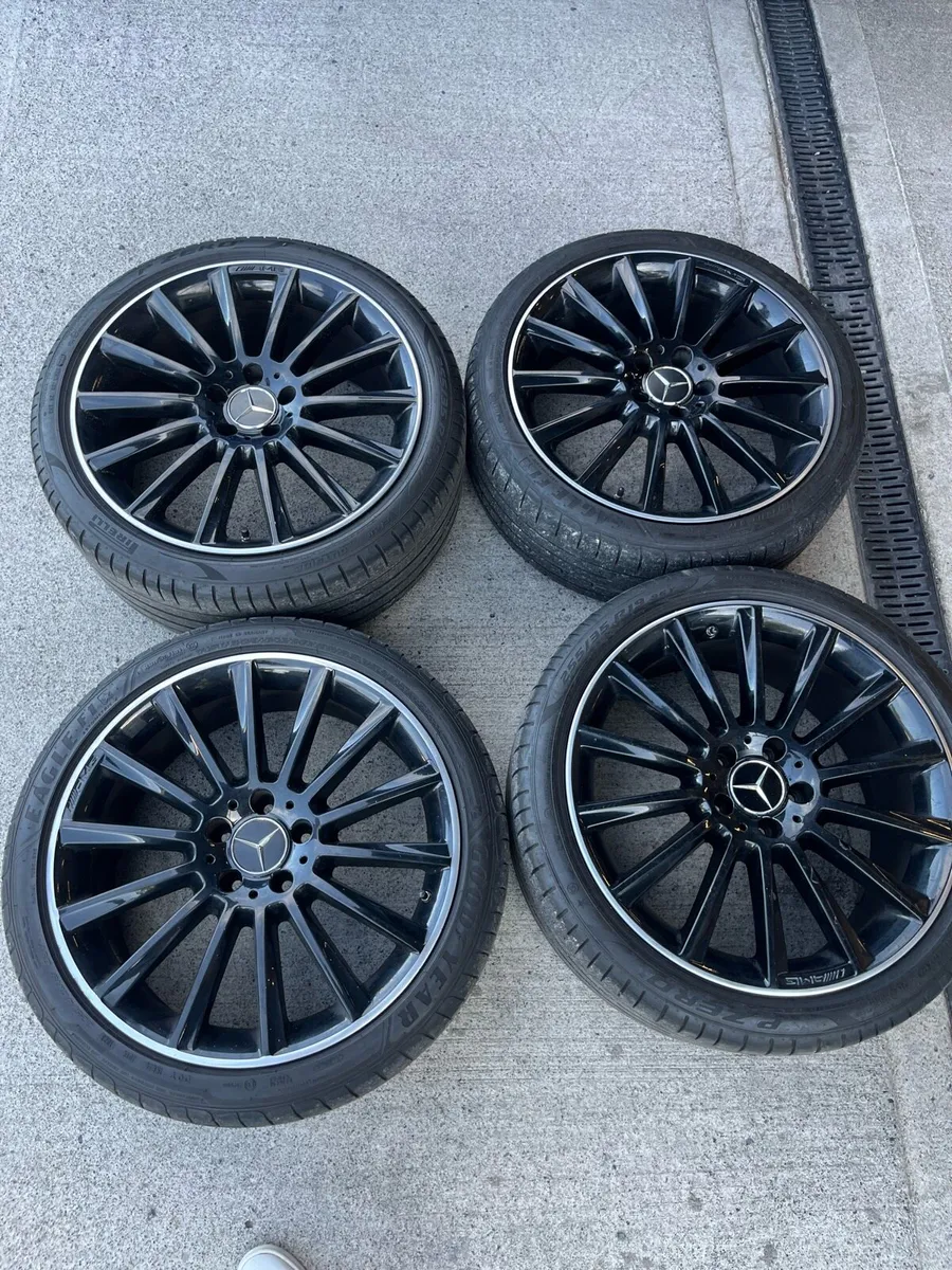Genuine Mercedes C43 Amg 19” Alloys - Image 1