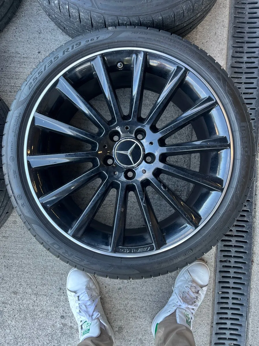 Genuine Mercedes C43 Amg 19” Alloys - Image 2