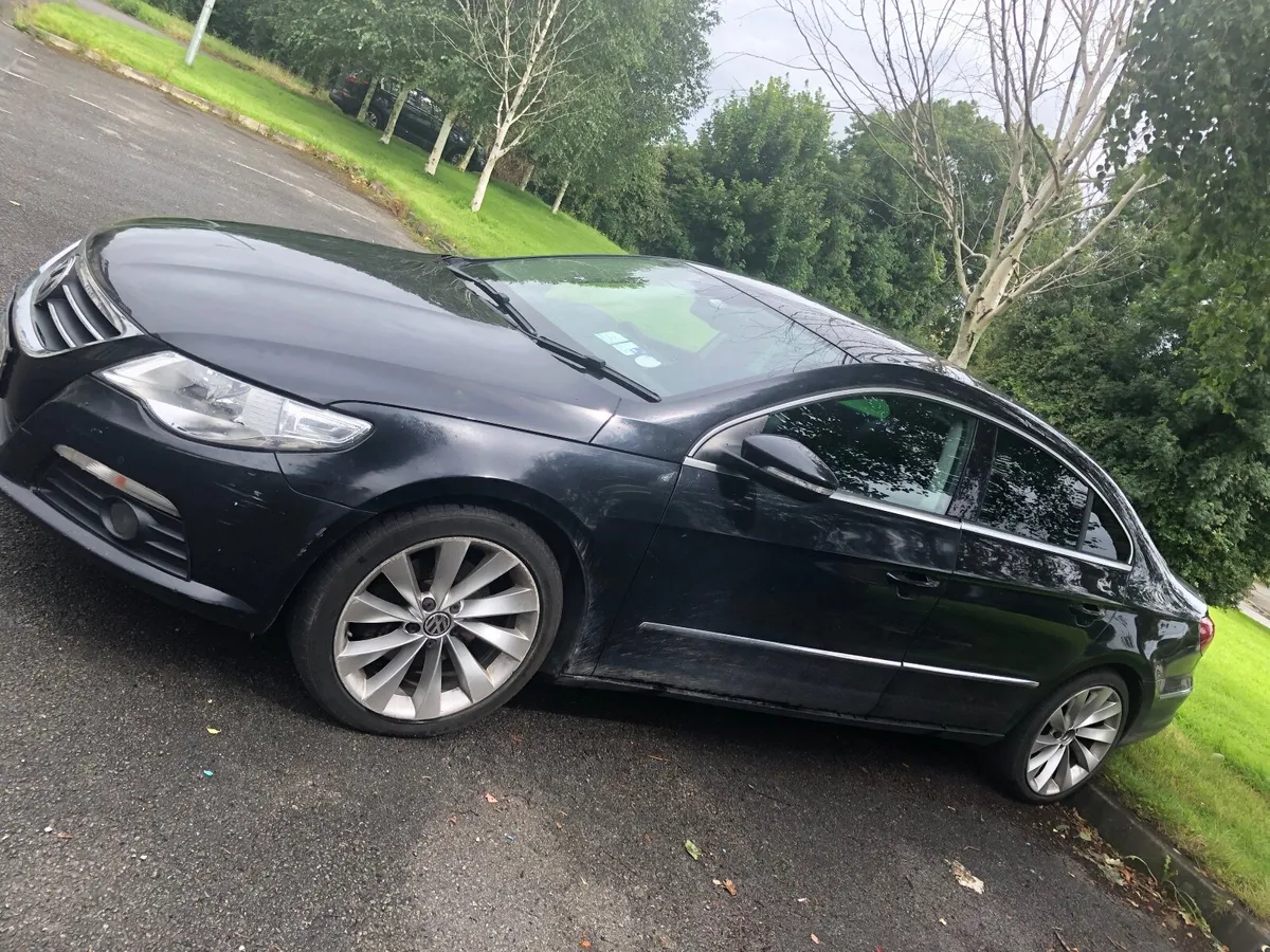 Volkswagen Passat 2011 - Image 3