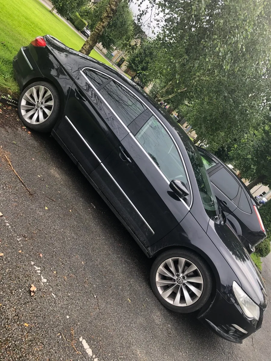 Volkswagen Passat 2011 - Image 4