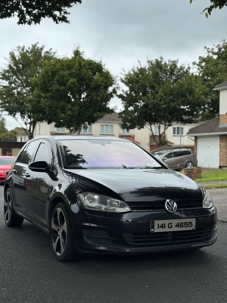 Automatic 2014 Volkswagen Golf 1.6 Diesel - Image 1