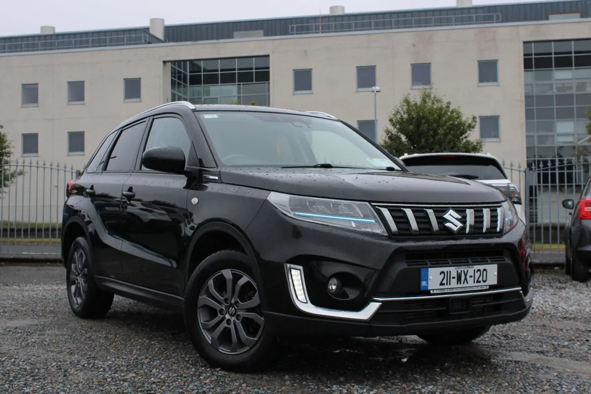 Suzuki Vitara SZ4 *Remainder of 10 year Warranty* - Image 1