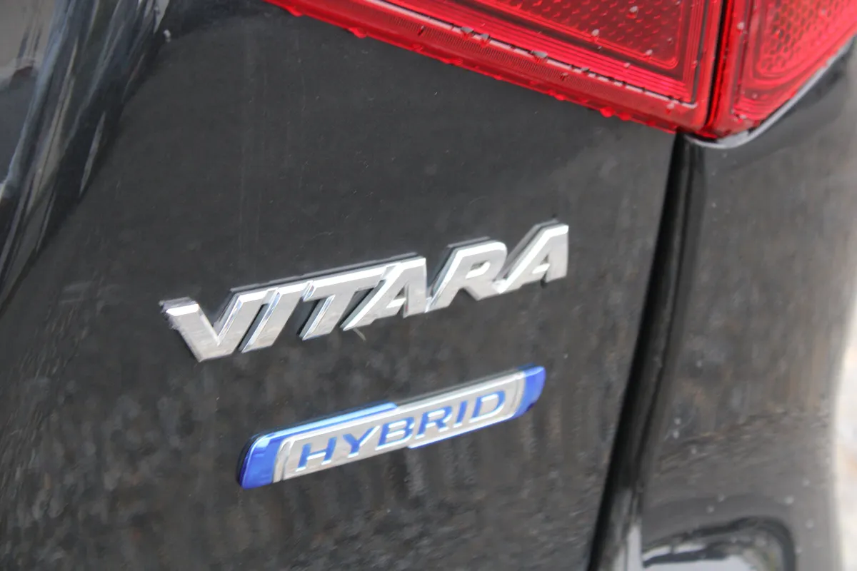 Suzuki Vitara SZ4 *Remainder of 10 year Warranty* - Image 3