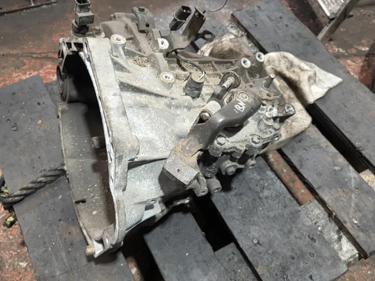 Hyundai i10 gearbox 1.2 - Image 1